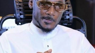 Tuface Idibia Tattoos Names Of His Seven Children On His Arm (Video)