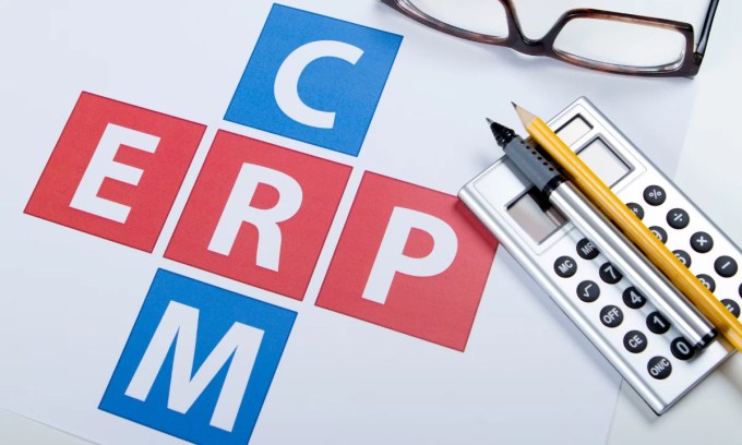 A COMPREHENSIVE COMPARISON OF ERP AND CRM A COMPREHENSIVE COMPARISON OF ERP AND CRM